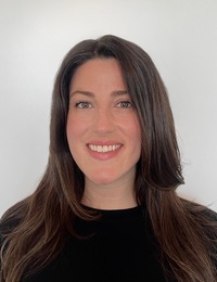 image Dr Julia Almeida, chiropractor